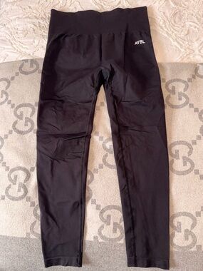 AYBL Seamless Black High-Rise Leggings